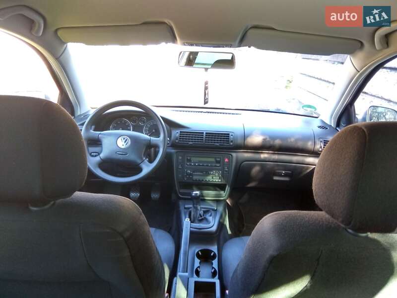 Універсал Volkswagen Passat 2003 в Києві