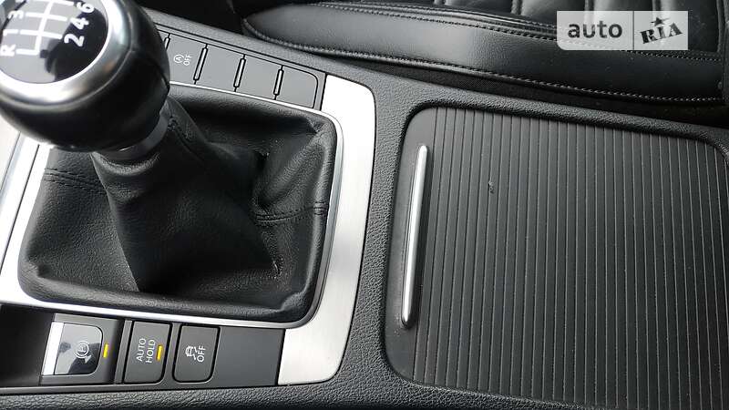 Универсал Volkswagen Passat 2011 в Овруче