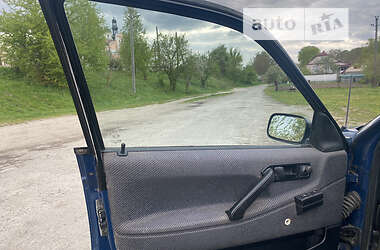 Универсал Volkswagen Passat 1989 в Корце