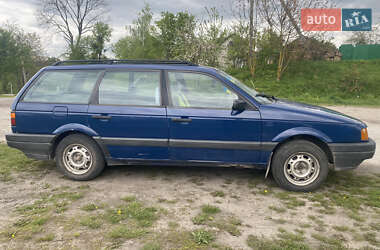 Универсал Volkswagen Passat 1989 в Корце