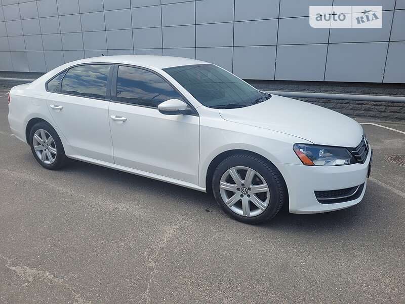 Volkswagen Passat 2011