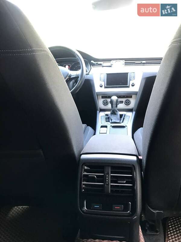 Универсал Volkswagen Passat 2017 в Ровно
