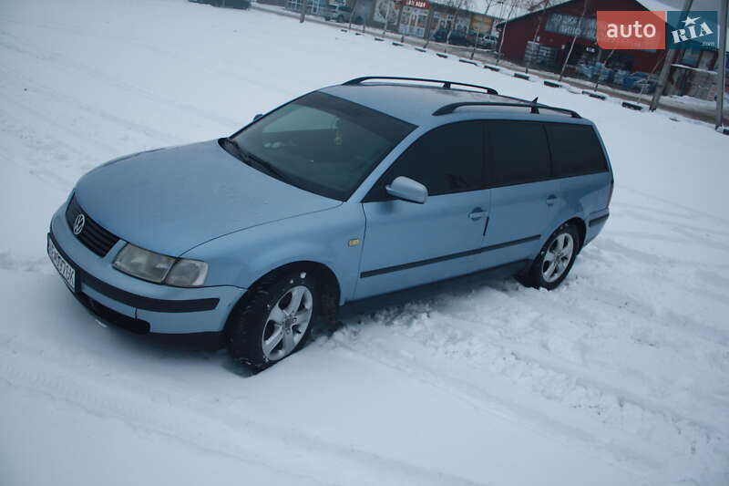 Универсал Volkswagen Passat 1998 в Виноградове