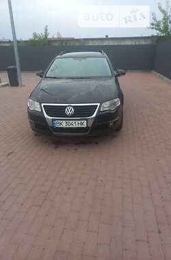 Универсал Volkswagen Passat 2009 в Сарнах