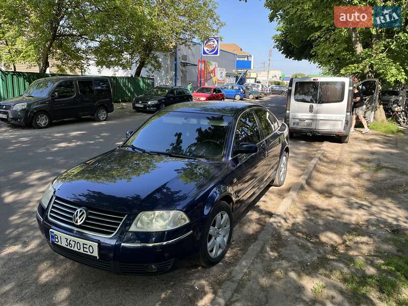 Седан Volkswagen Passat 2003 в Днепре