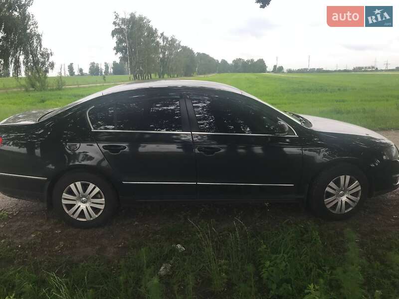 Седан Volkswagen Passat 2008 в Светловодске