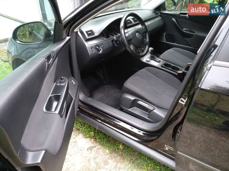 Седан Volkswagen Passat 2008 в Киеве