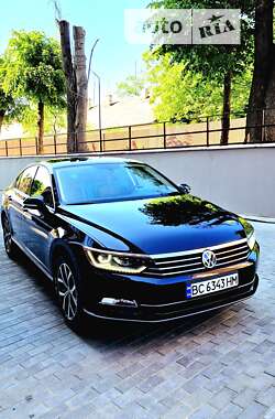 Седан Volkswagen Passat 2018 в Стрые