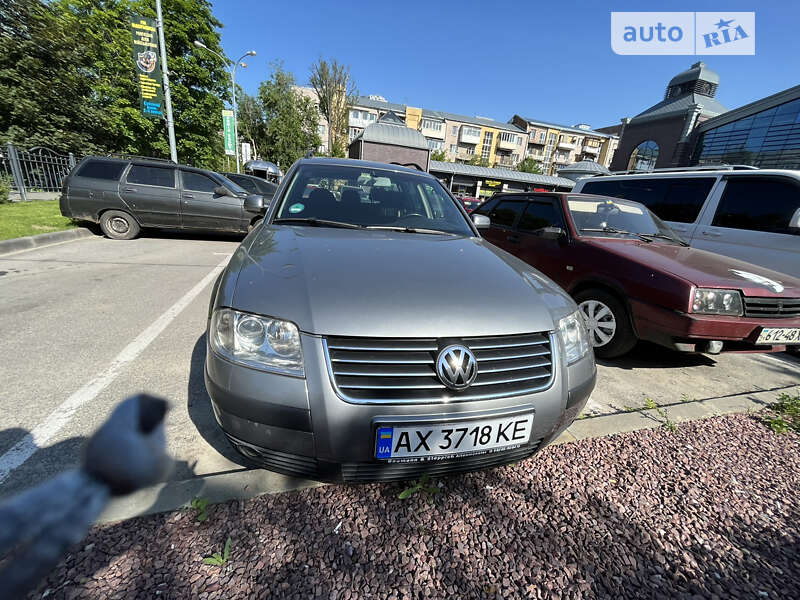 Универсал Volkswagen Passat 2003 в Харькове