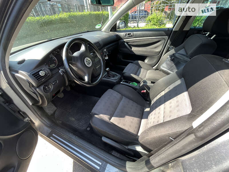 Универсал Volkswagen Passat 2003 в Харькове