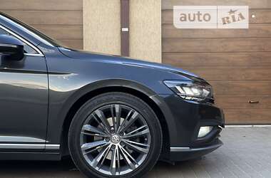 Седан Volkswagen Passat 2020 в 