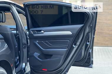 Седан Volkswagen Passat 2020 в 