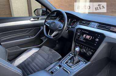 Седан Volkswagen Passat 2020 в 