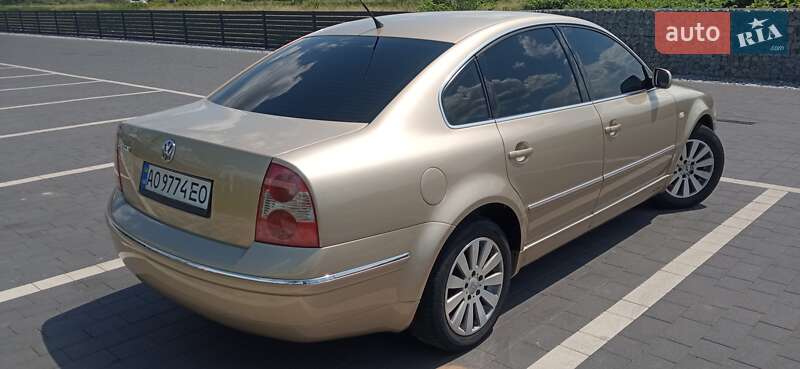 Седан Volkswagen Passat 2001 в Мукачево