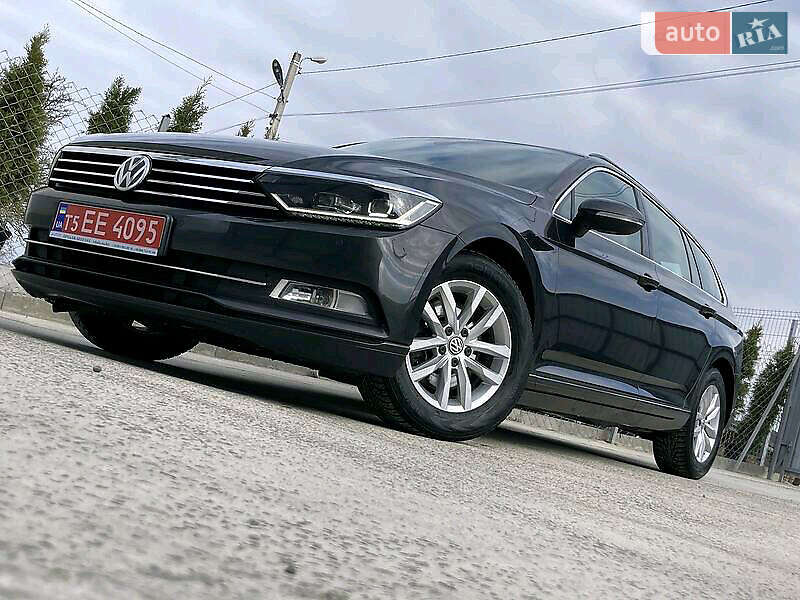 Универсал Volkswagen Passat 2017 в Бориславе