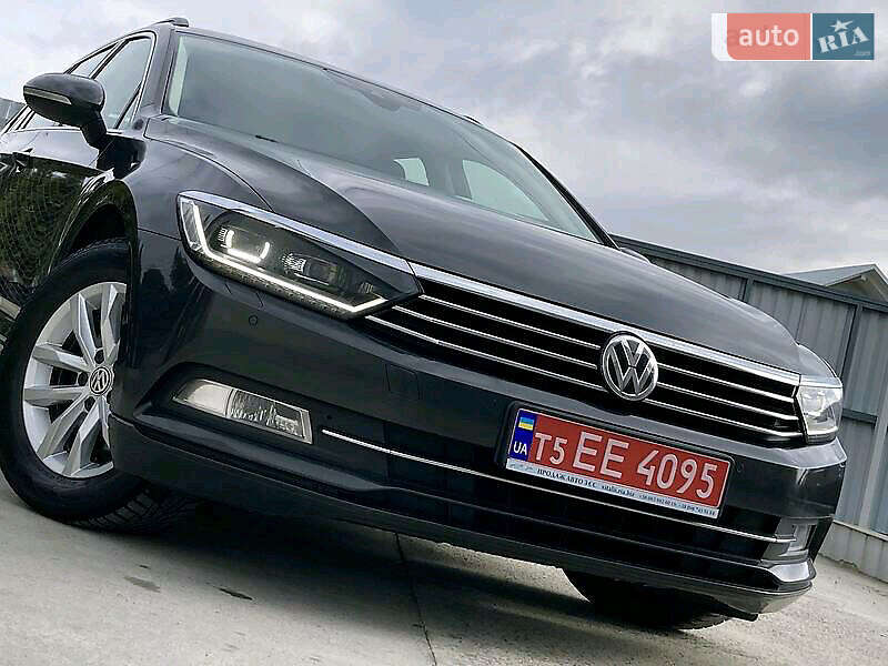 Универсал Volkswagen Passat 2017 в Бориславе