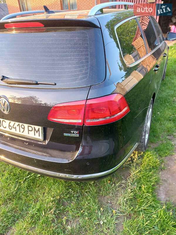 Универсал Volkswagen Passat 2010 в Яворове