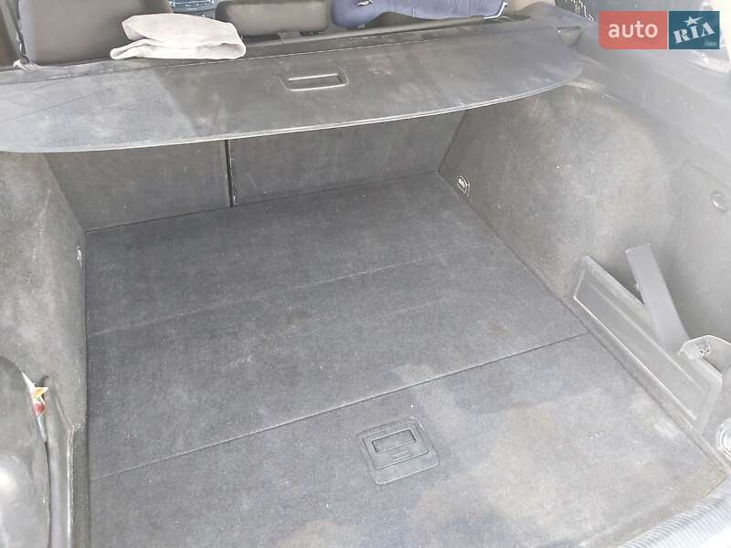 Універсал Volkswagen Passat 2006 в Чернівцях