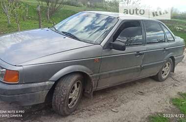 Седан Volkswagen Passat 1992 в Виннице