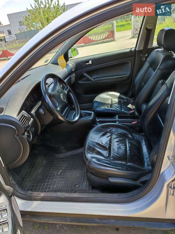 Універсал Volkswagen Passat 1998 в Івано-Франківську