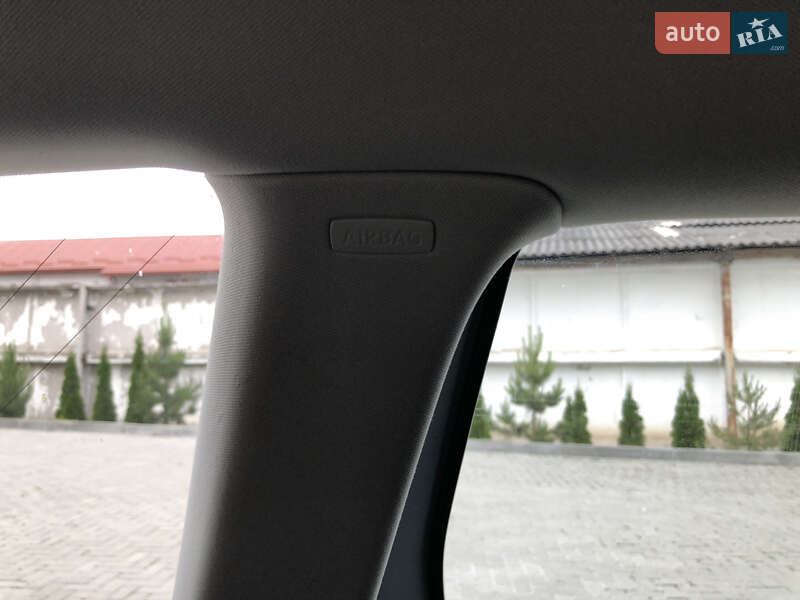 Универсал Volkswagen Passat 2014 в Золочеве