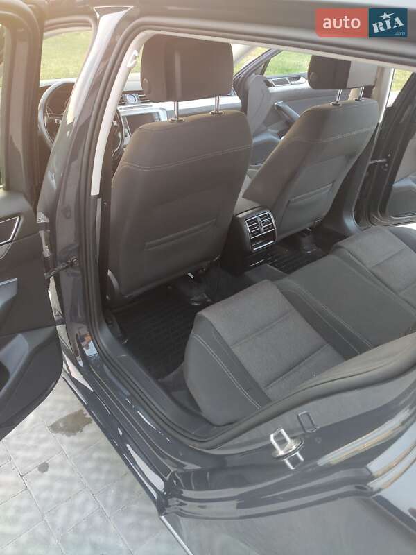 Універсал Volkswagen Passat 2017 в Тернополі