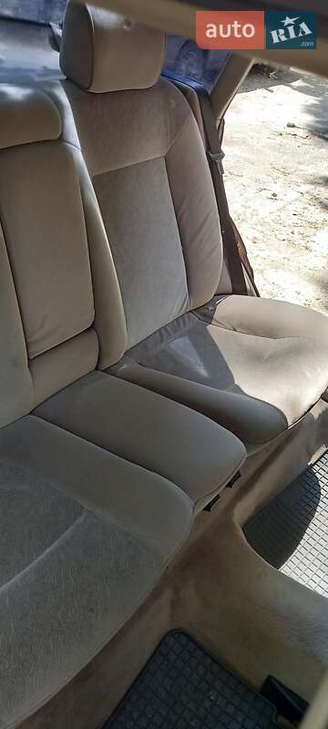 Седан Volkswagen Passat 1996 в Киеве