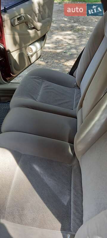 Седан Volkswagen Passat 1996 в Киеве