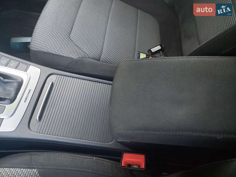 Універсал Volkswagen Passat 2013 в Одесі