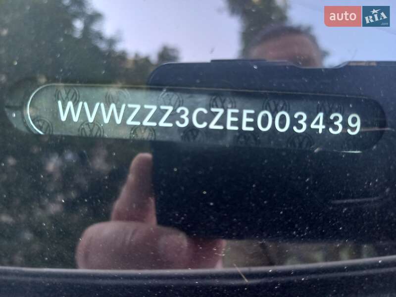 Універсал Volkswagen Passat 2013 в Одесі