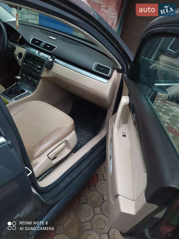 Универсал Volkswagen Passat 2012 в Каменец-Подольском фото 9 Универсал Volkswagen Passat 2012 в Каменец-Подольском