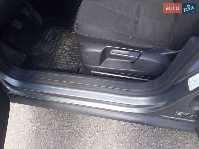 Універсал Volkswagen Passat 2007 в Сумах