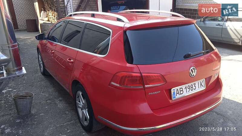 Універсал Volkswagen Passat 2012 в Бершаді