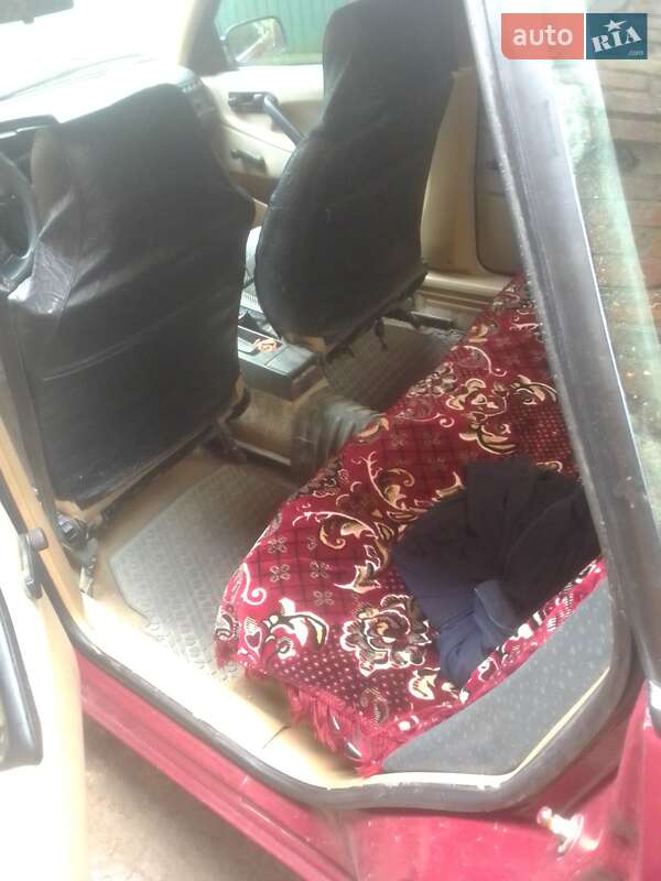 Седан Volkswagen Passat 1988 в Вінниці