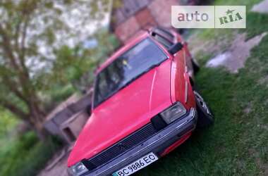 Хэтчбек Volkswagen Passat 1983 в Трускавце