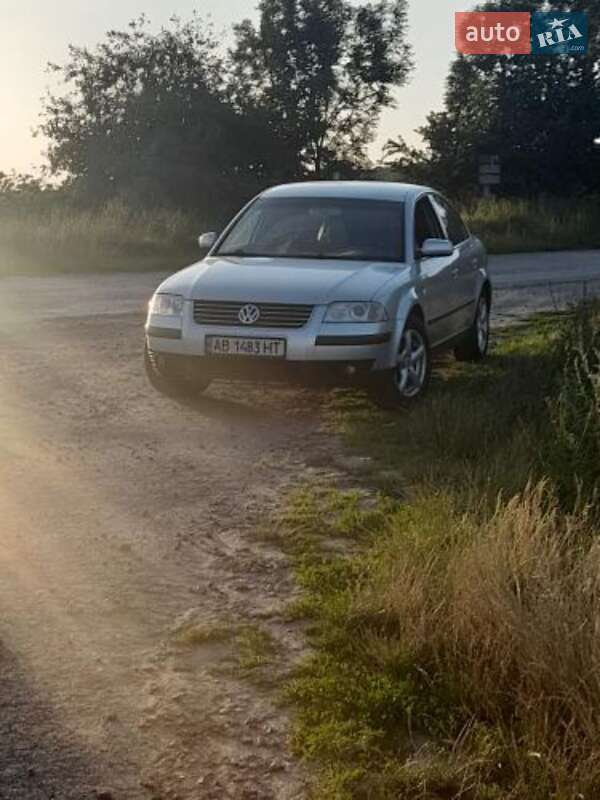 Седан Volkswagen Passat 2002 в Виннице