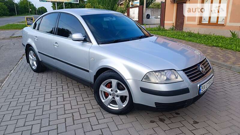 Седан Volkswagen Passat 2001 в Красилові