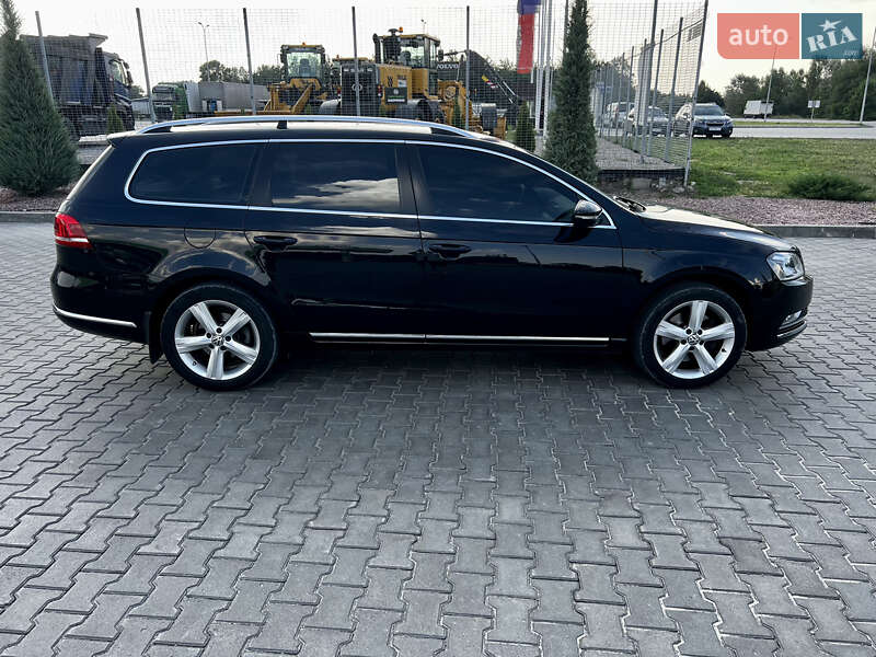 Универсал Volkswagen Passat 2011 в Днепре