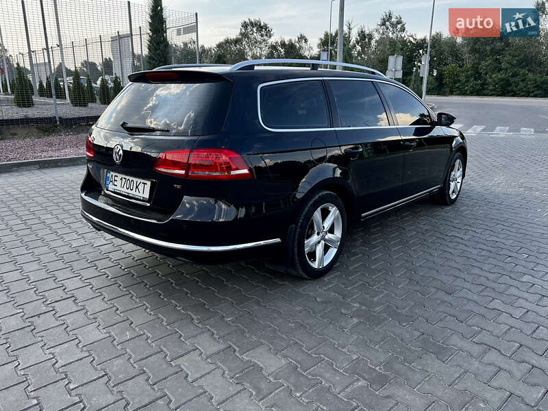 Универсал Volkswagen Passat 2011 в Днепре