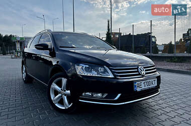 Универсал Volkswagen Passat 2011 в Днепре
