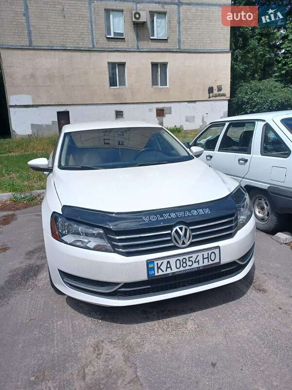 Volkswagen Passat 2011