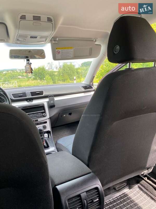 Універсал Volkswagen Passat 2014 в Києві