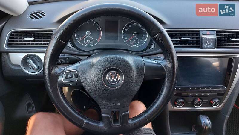 Седан Volkswagen Passat 2014 в Николаеве фото 17 Седан Volkswagen Passat 2014 в Николаеве