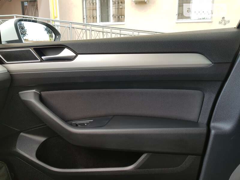 Универсал Volkswagen Passat 2016 в Виннице