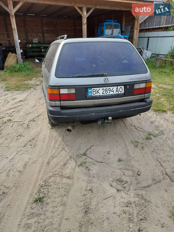 Volkswagen Passat 1990