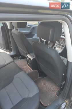 Универсал Volkswagen Passat 2013 в 