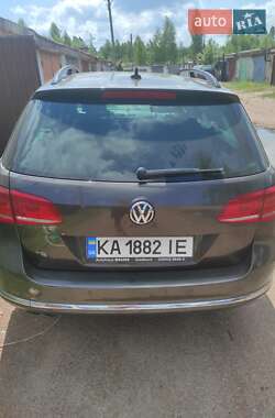 Универсал Volkswagen Passat 2013 в 