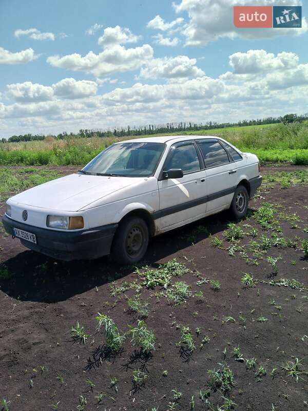 Седан Volkswagen Passat 1989 в Дружківці