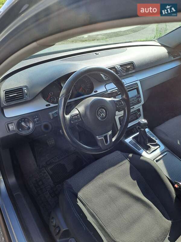 Универсал Volkswagen Passat 2010 в Самборе