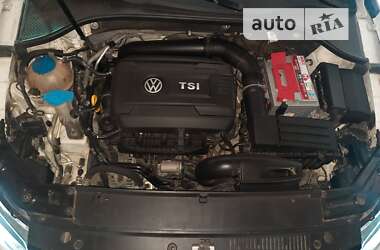 Седан Volkswagen Passat 2014 в Буске